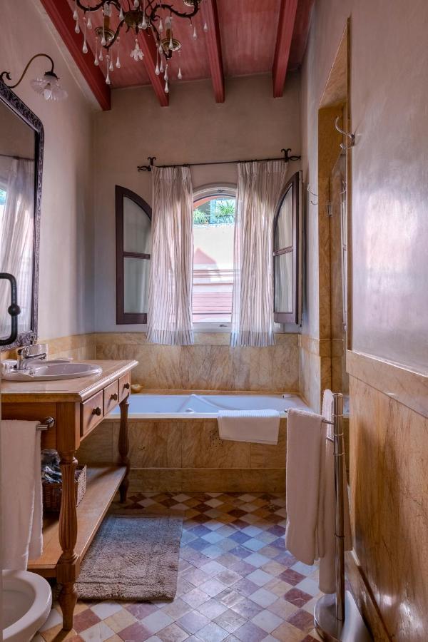 Exclusiva Casa En El Centro Historico De Sevilla Extérieur photo
